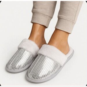 Silver Sequin Slippers Fur Slippers size medium 7-8